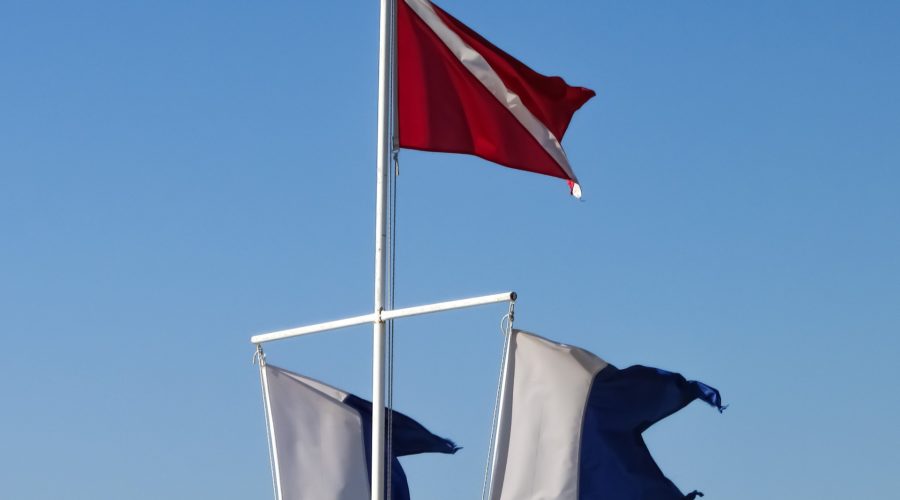 דגלי הקוד הבינלאומי בים
